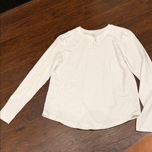 Lululemon Cream Long Sleeve Tee